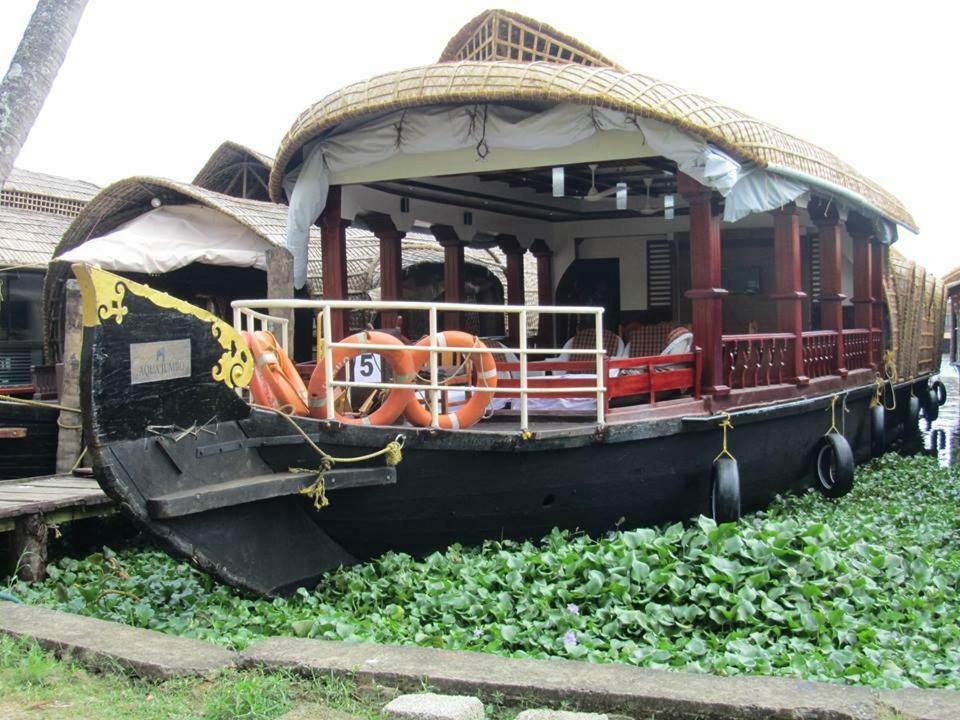 Aqua Jumbo Houseboats Hotell Kumarakom Eksteriør bilde